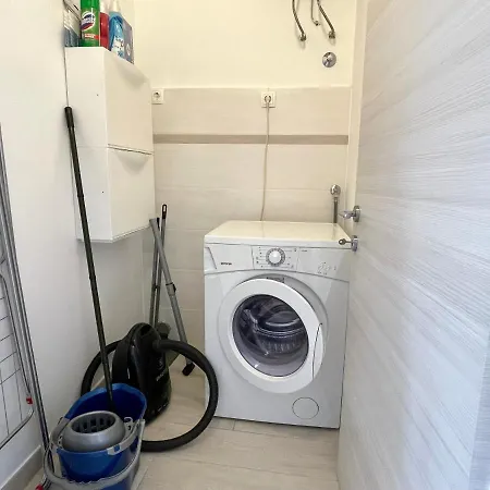 Apartament Modern In The Old Part Of Town Rijeka